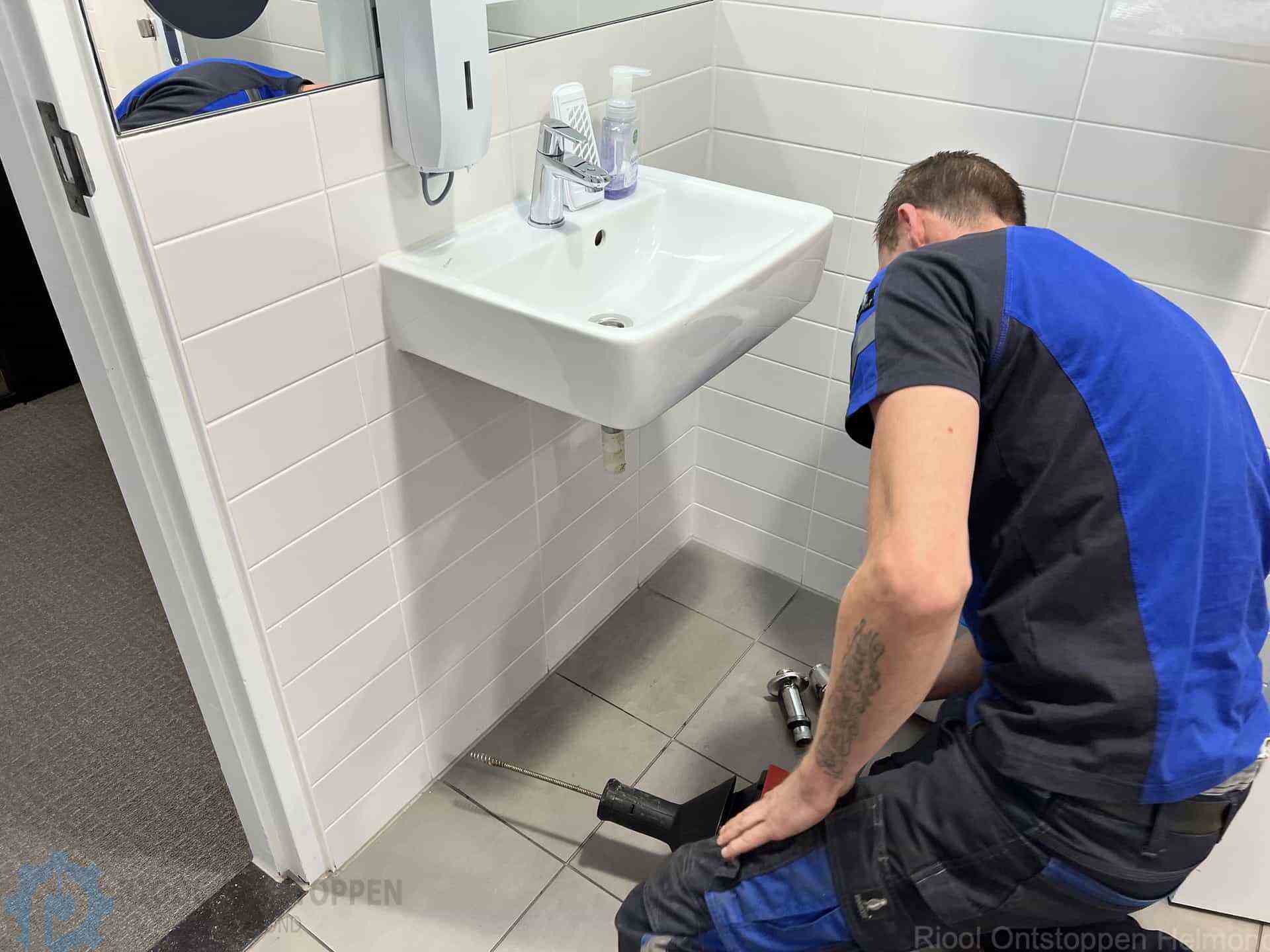 Gootsteen ontstoppen Helmond Gootsteen ontstoppen Helmond